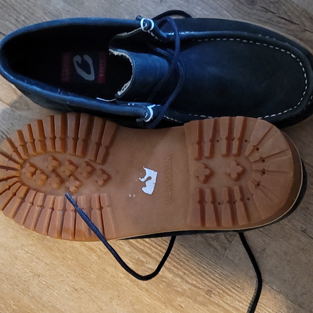 Clarks Boots - image 3